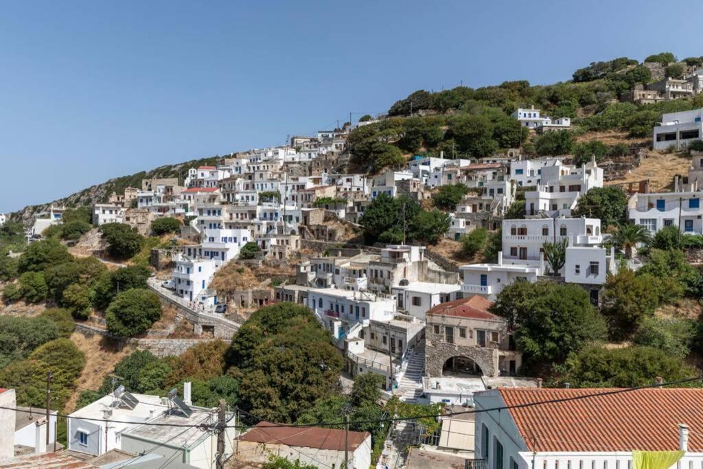 Δροσιά Villa Koronos Luaran gambar